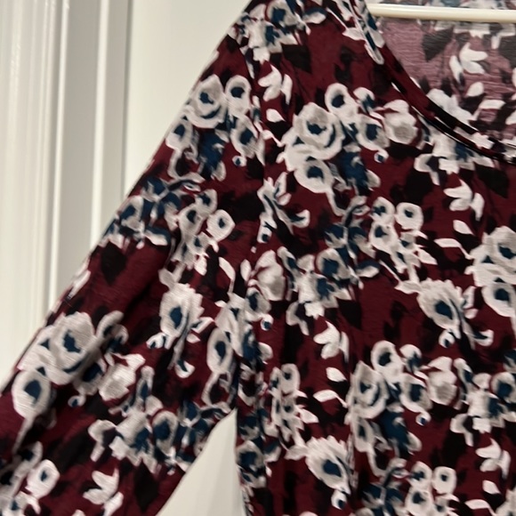 Sz XL Simply Vera Verawang Floral Pullover top - Picture 6 of 11